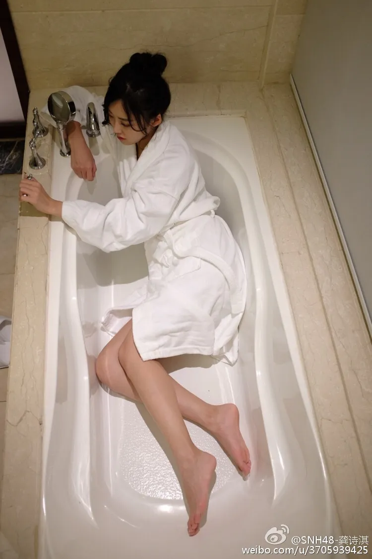 2017-03-04_22-47-16_10_26_2025