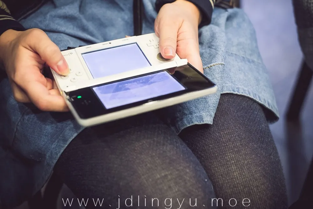 2017-03-07_20-03-16_10_26_2025