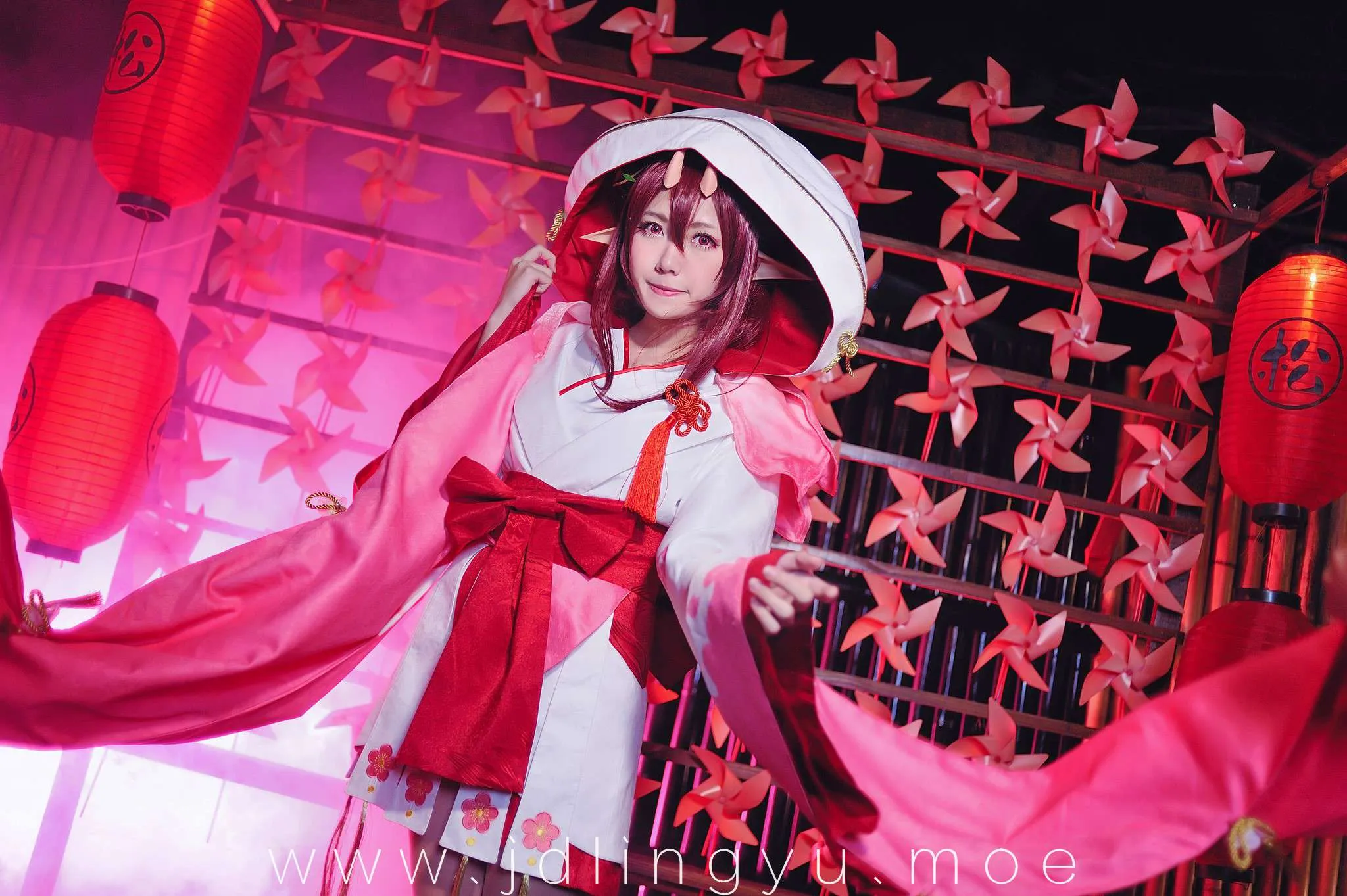 2017-03-09_20-06-15_10_26_2025