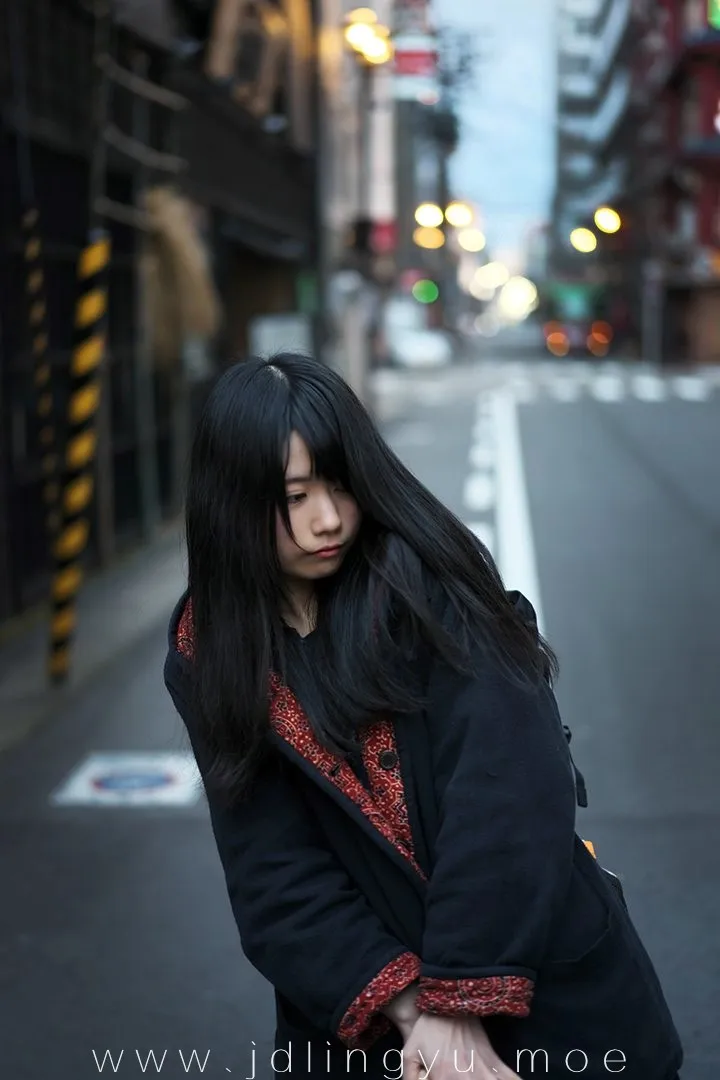 2017-03-12_21-25-25_10_28_2025