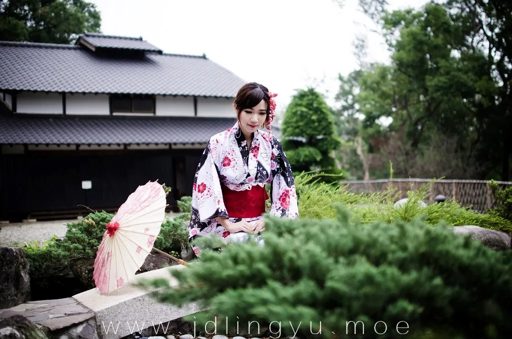 2017-03-14_21-08-20_10_28_2025