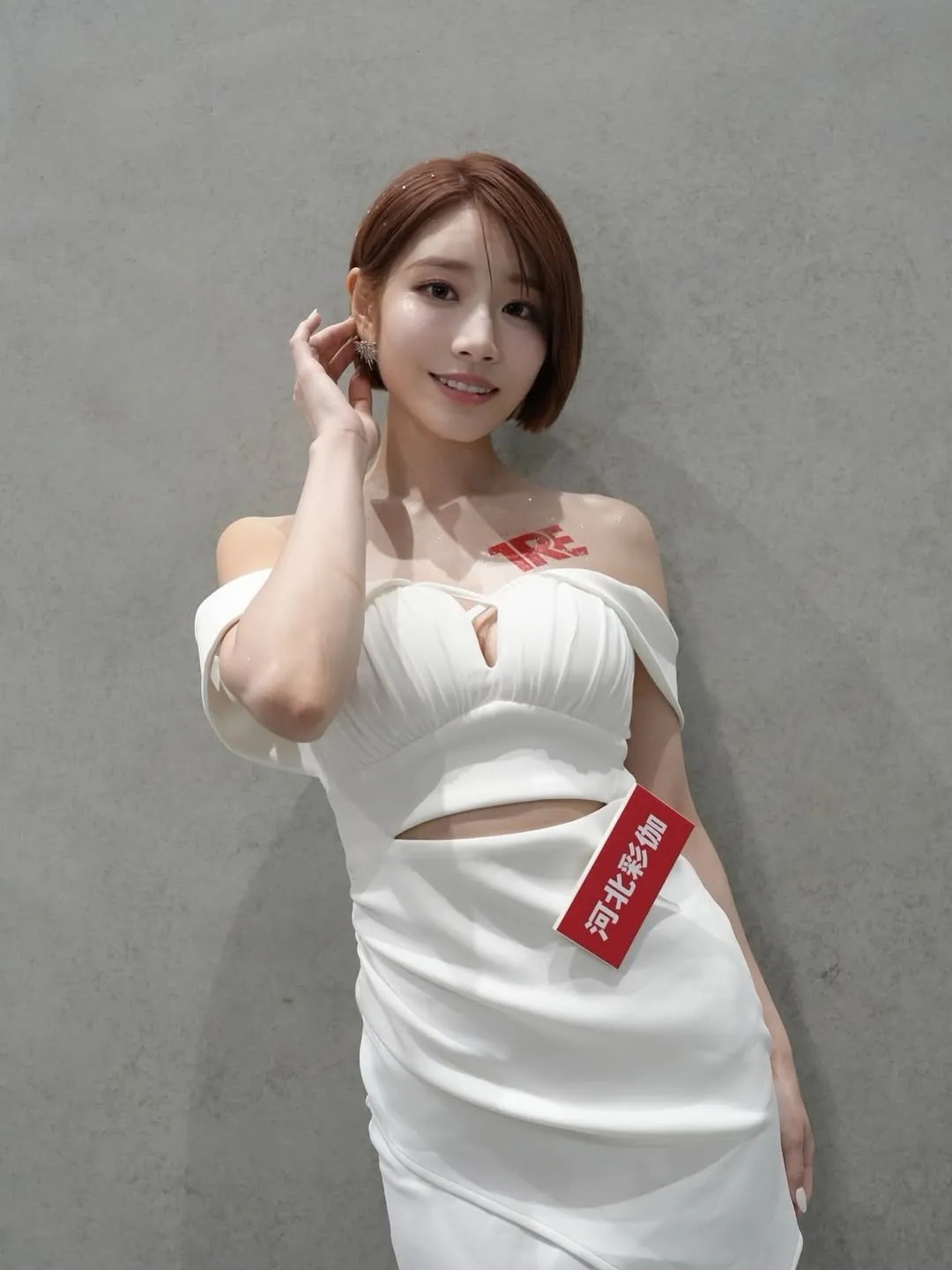 河北彩伽卷入小三风波后新作就穿排球服激战!超猛巧合人气再攀升!