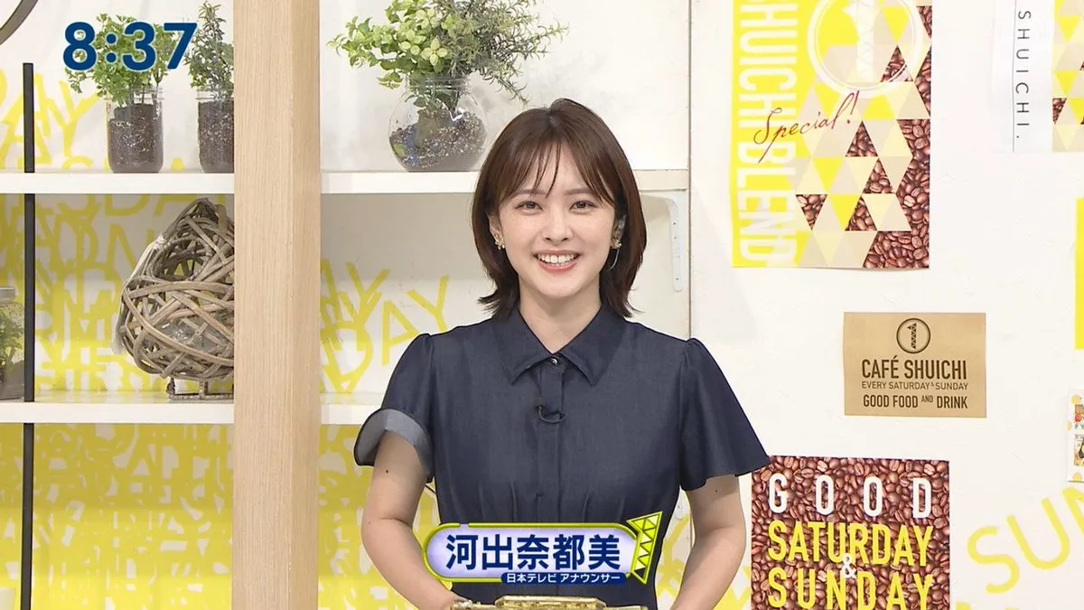 日本电视台主播河出奈都美Cos《新世纪福音战士》绫波零 梦想成真参加Comiket获网友大赞！