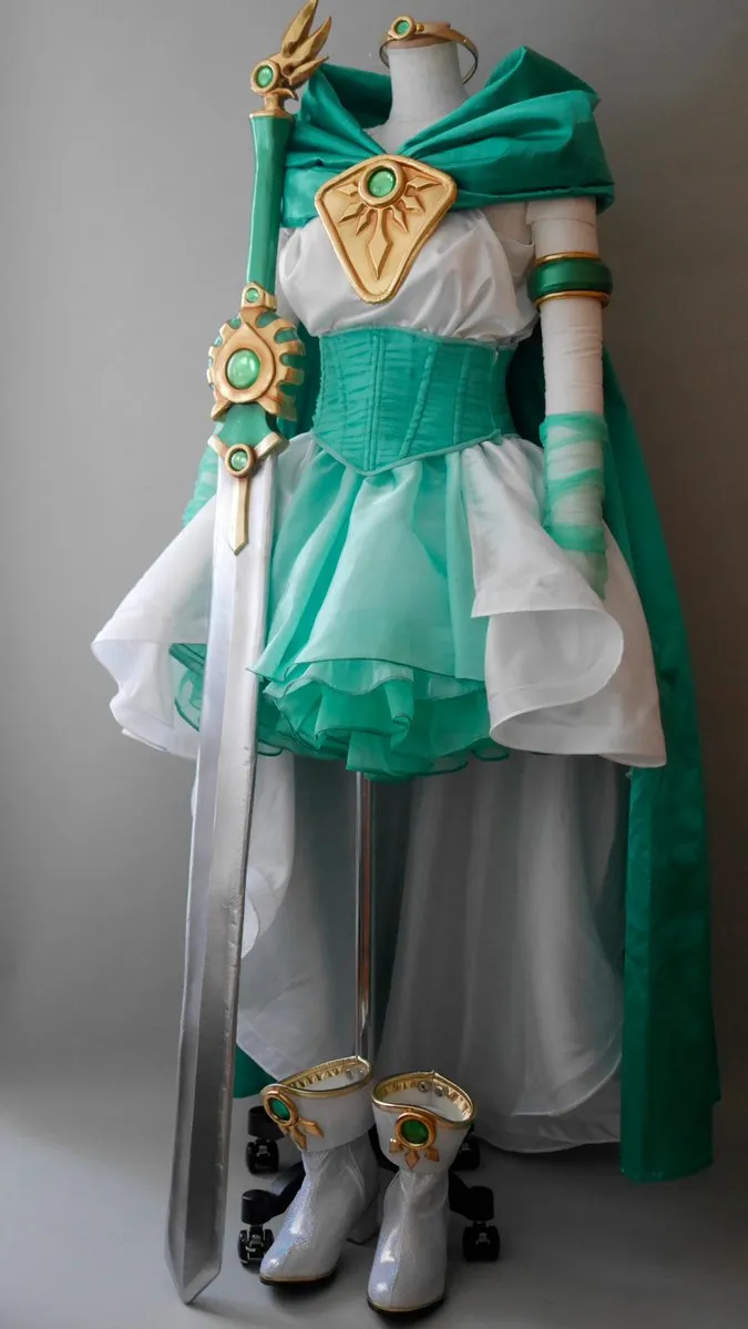 Cosplay服装制作达人打造《魔法骑士雷阿斯》战斗装扮 网友赞 : 回忆跟质感都满分!
