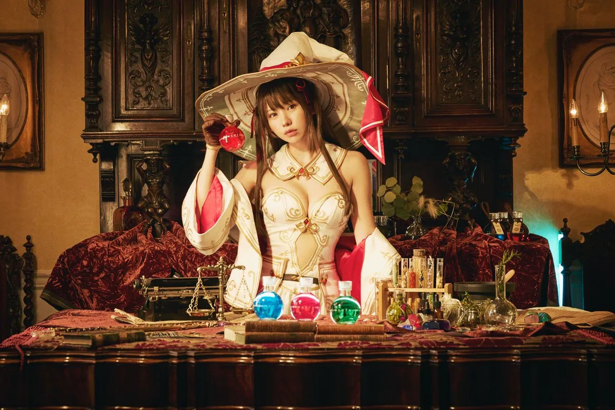 えなこ表示《凉宫春日的忧郁》让她入坑动漫世界 从“居家Cos”踏入Coser领域