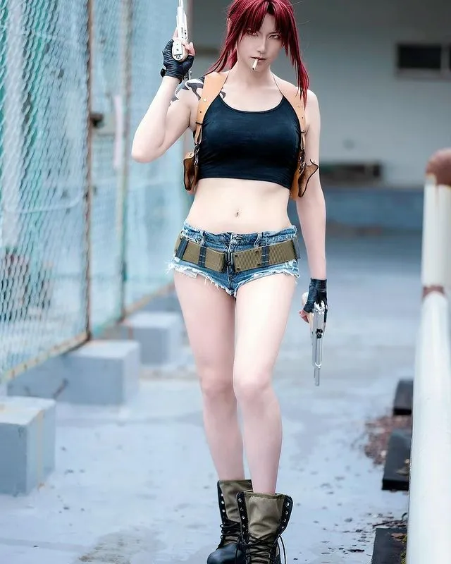 Cosplay能抗衰老？ 47岁妈妈Coser鹰村アオイ展现绝佳自信对Cosplay的热爱