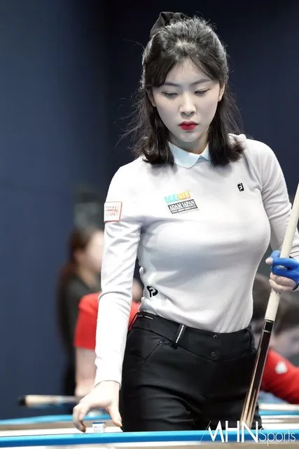 气质纯美颜！韩国台球选手《郑秀彬 정수빈》拿起球杆魅力超越一般人！