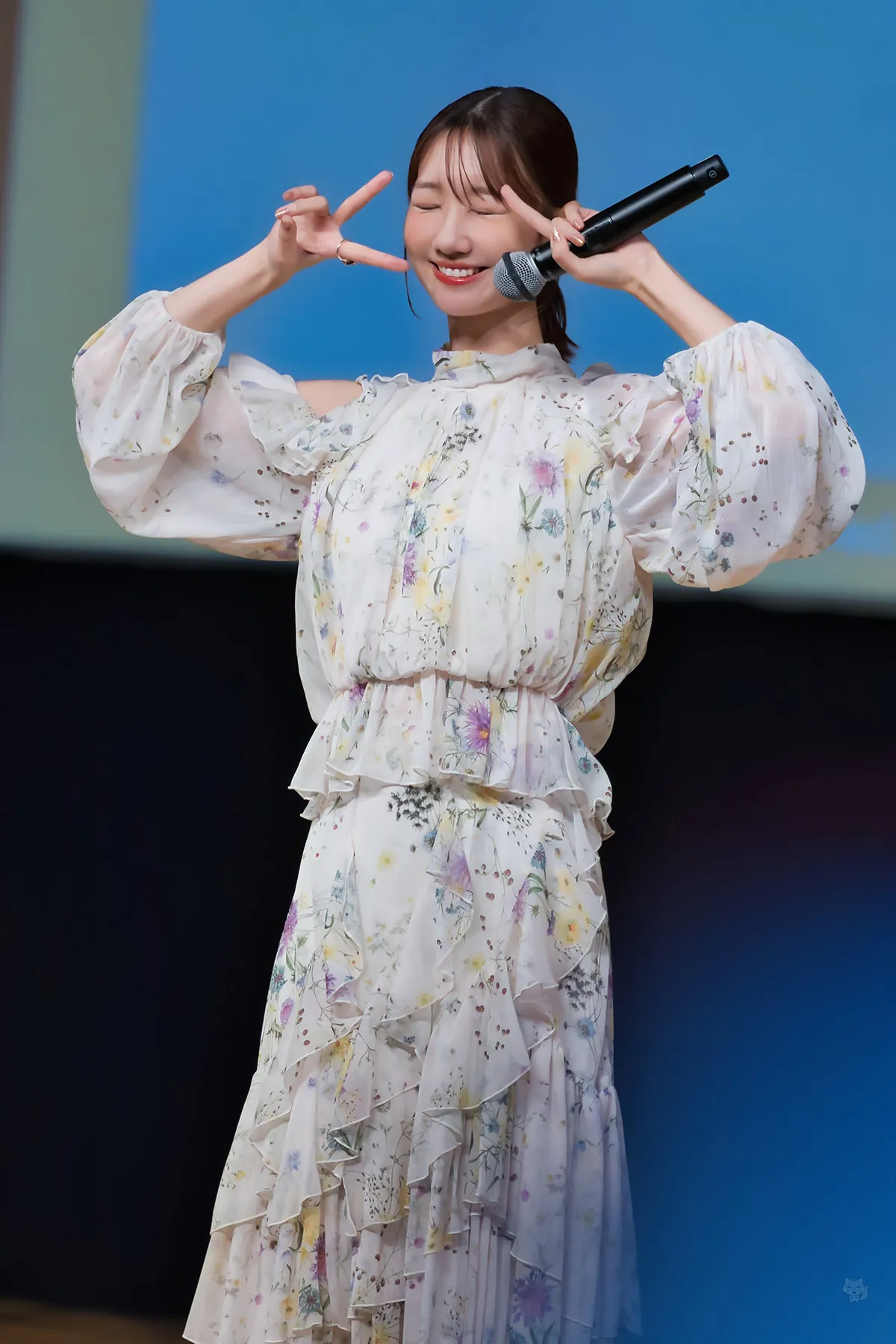 G6rUujwb0AAlFEz_12_16_2025