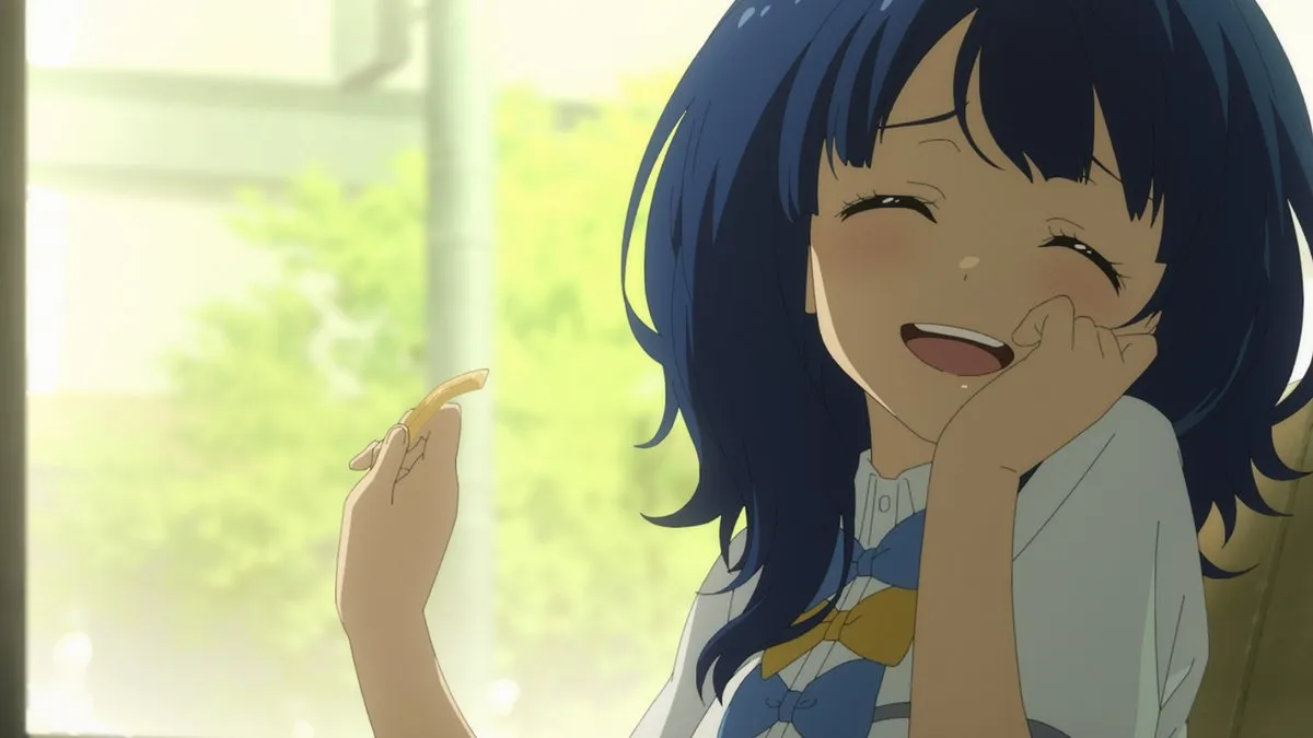 《败犬女主太多了！》官方插图八奈见手抱“超大包洋芋片” 连作者都吐槽：那包两千多大卡啊…