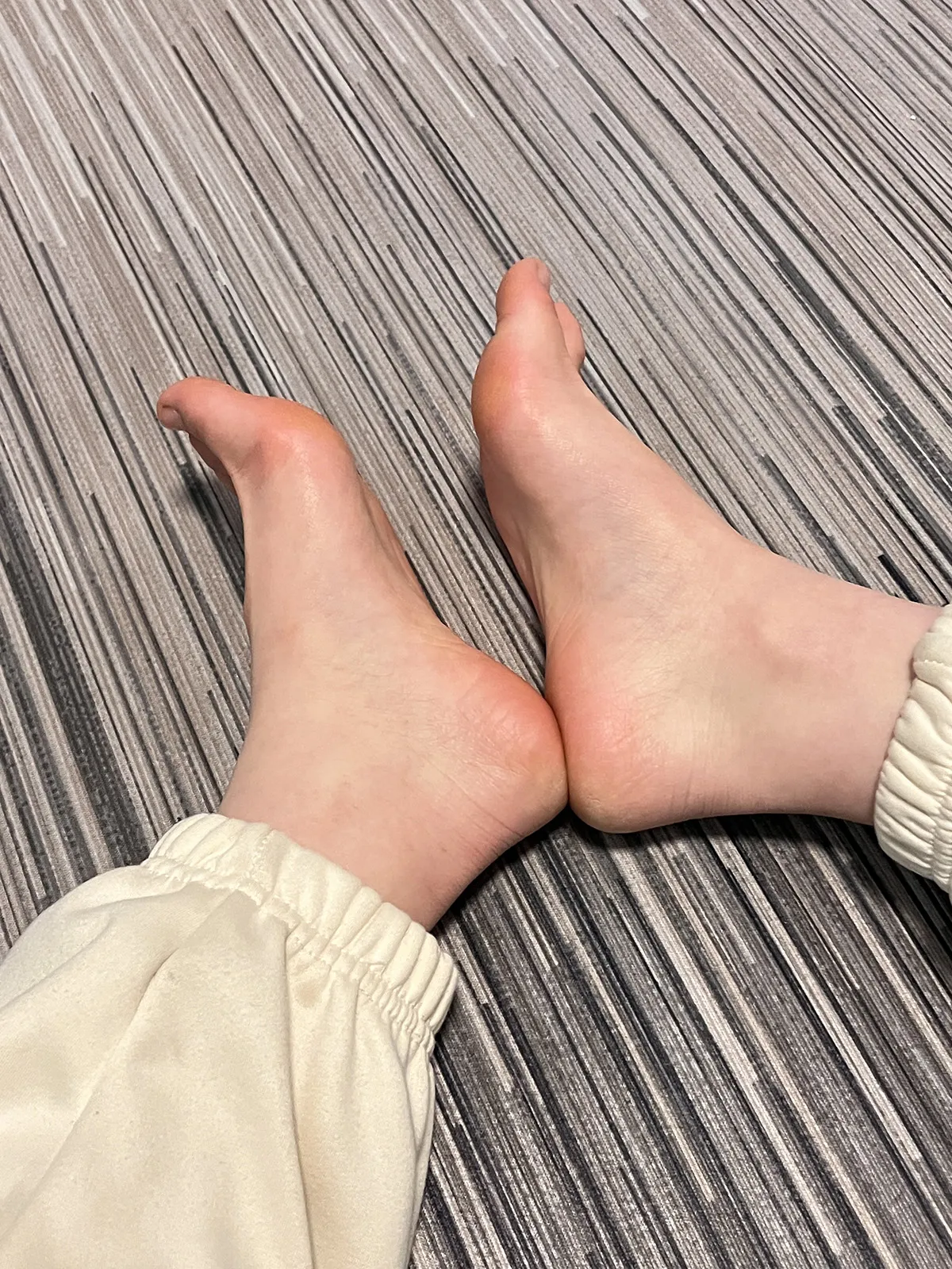 [誉铭传媒] 袜足摄影 2024 8月份整合作品