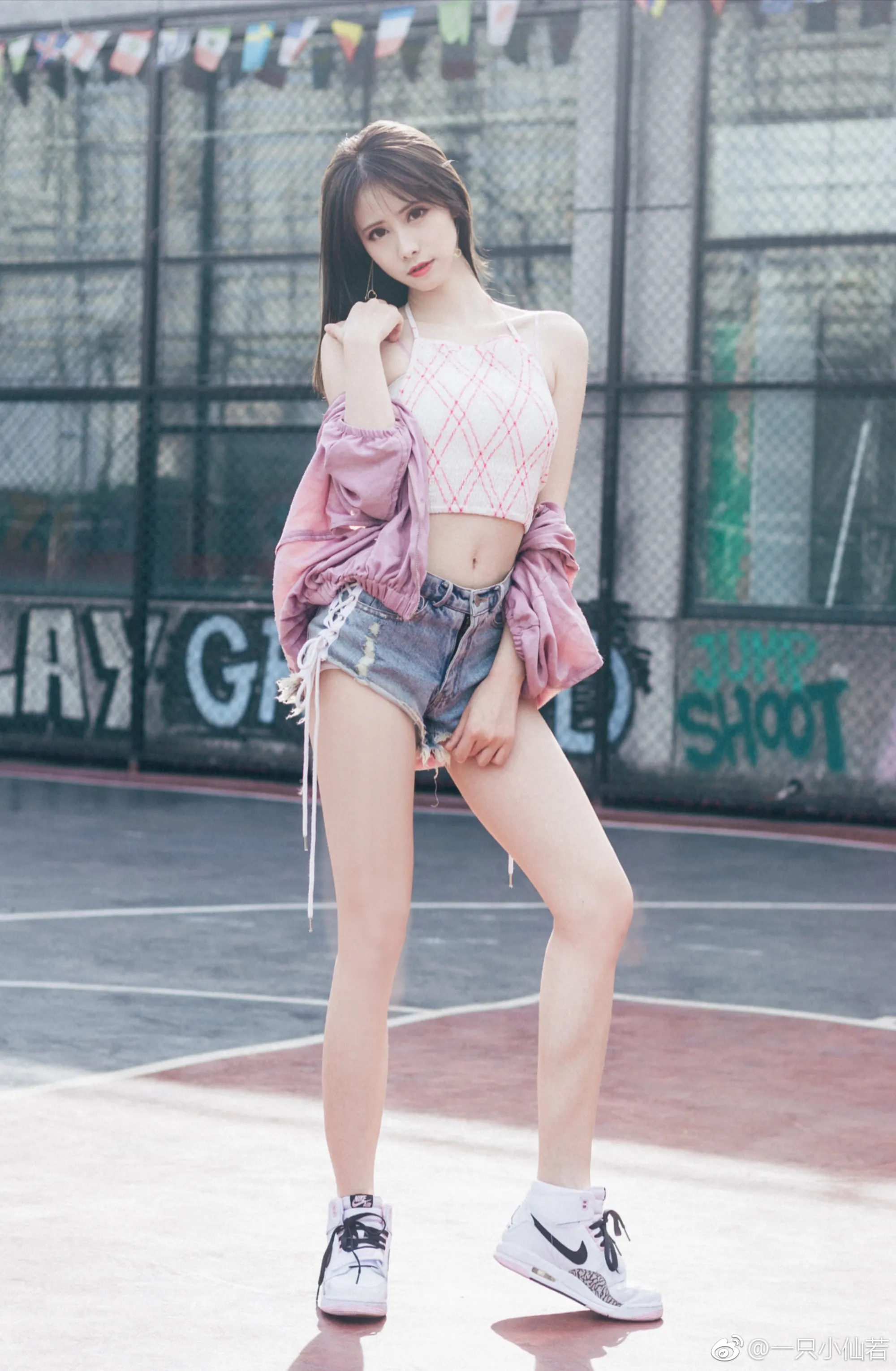 006nDG5Ely1g0qxe42ftqj31de23kx6r_04_02_2026