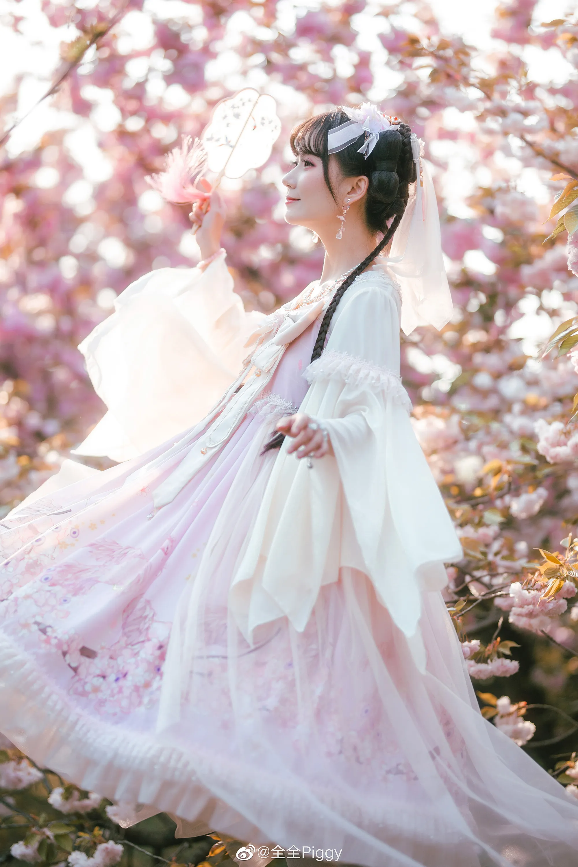 76056adfly1g2p77jlu7lj22yo4g0kjn_04_03_2026