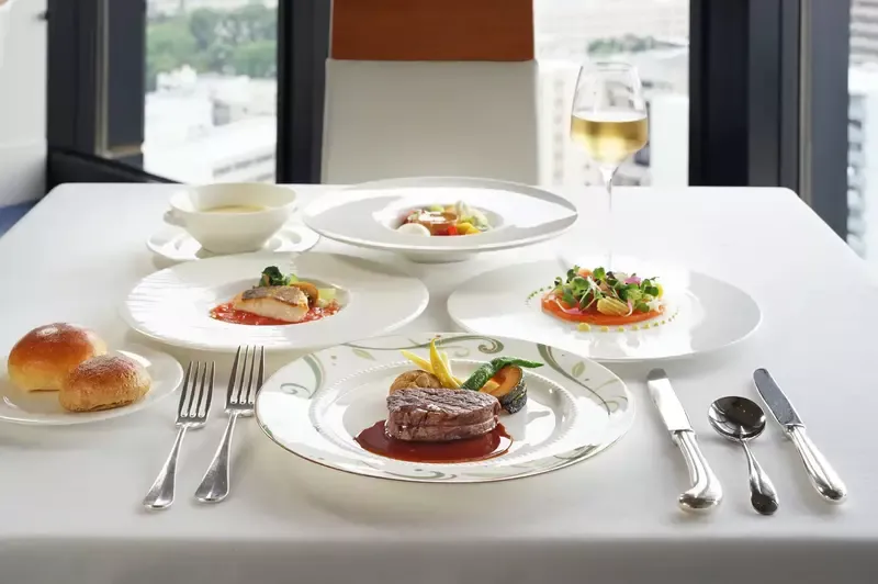 《男女成人漫画的差异》女性向像是法式料理 男性向则像是超油的拉面?