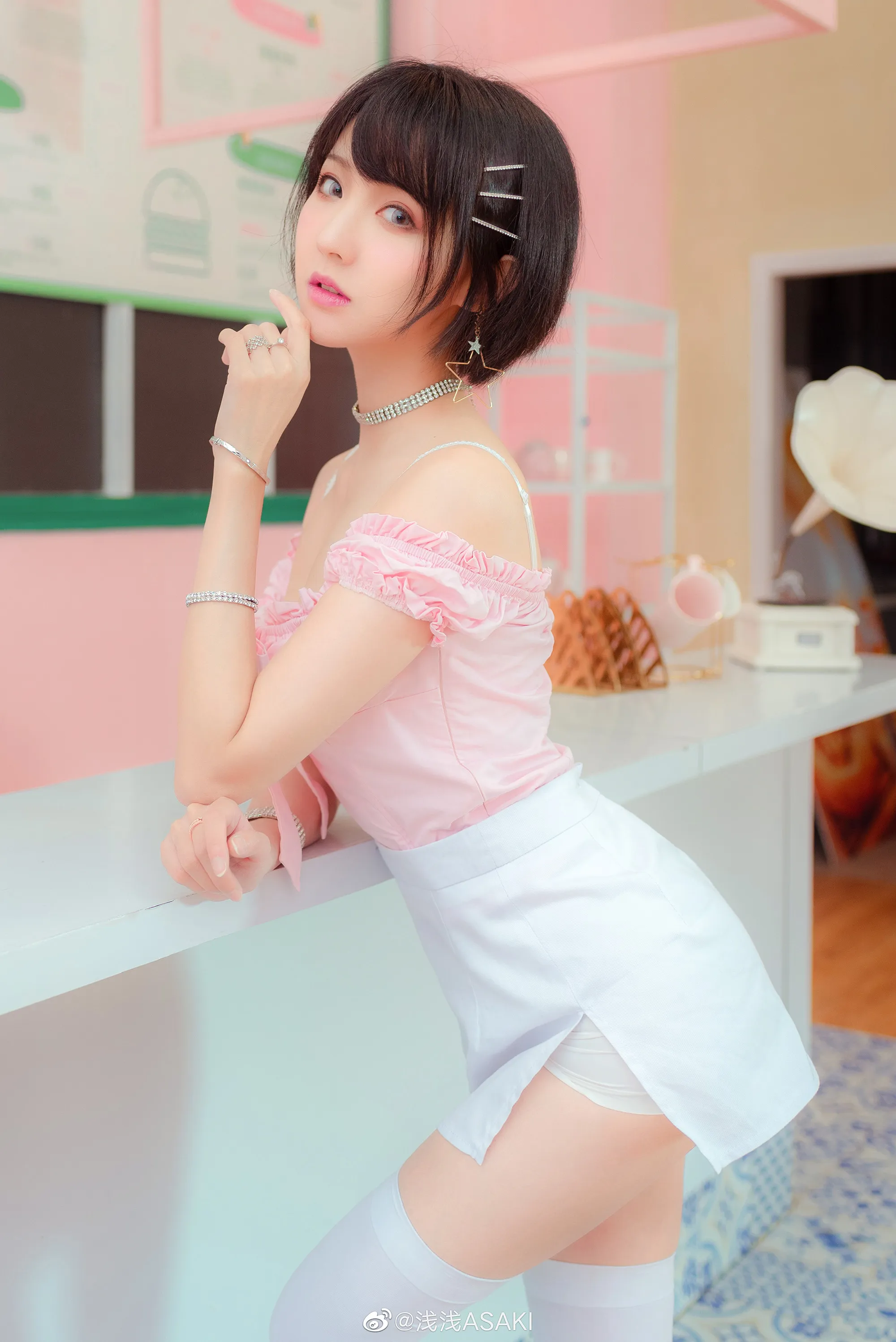 6b854852gy1g456vtapc6j233k4n4qv8_04_18_2026