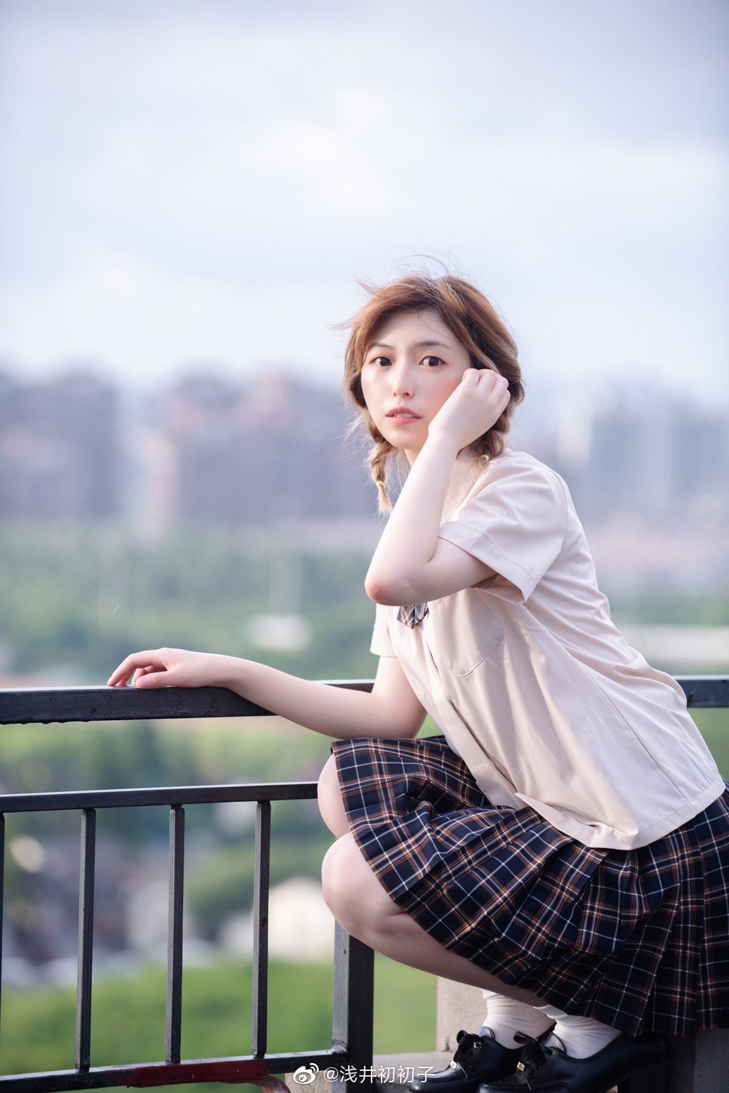 787d61a1gy1g5w0pjsnu0j20sg16o127