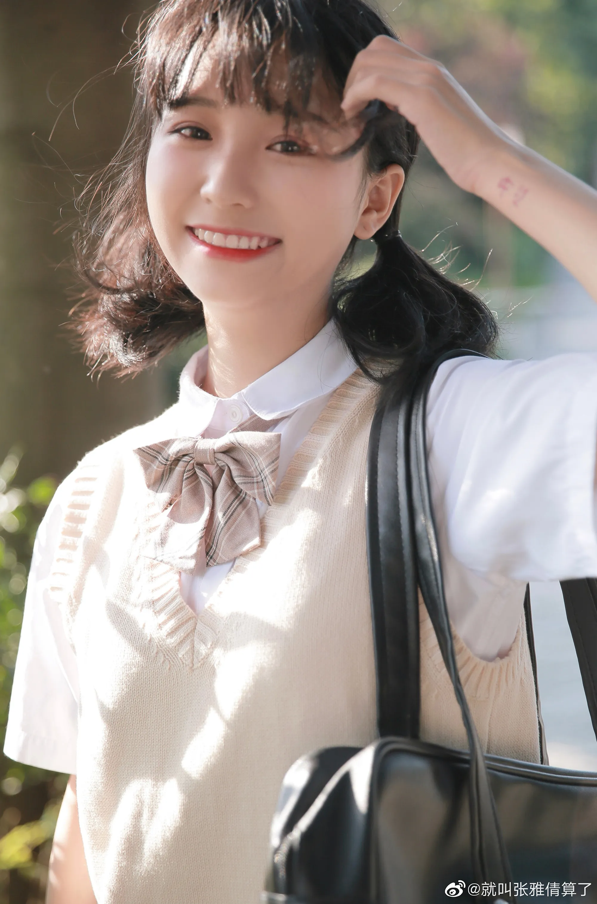 dc342e7cly1g7mixw0ctsj22pb439x6q_06_03_2026