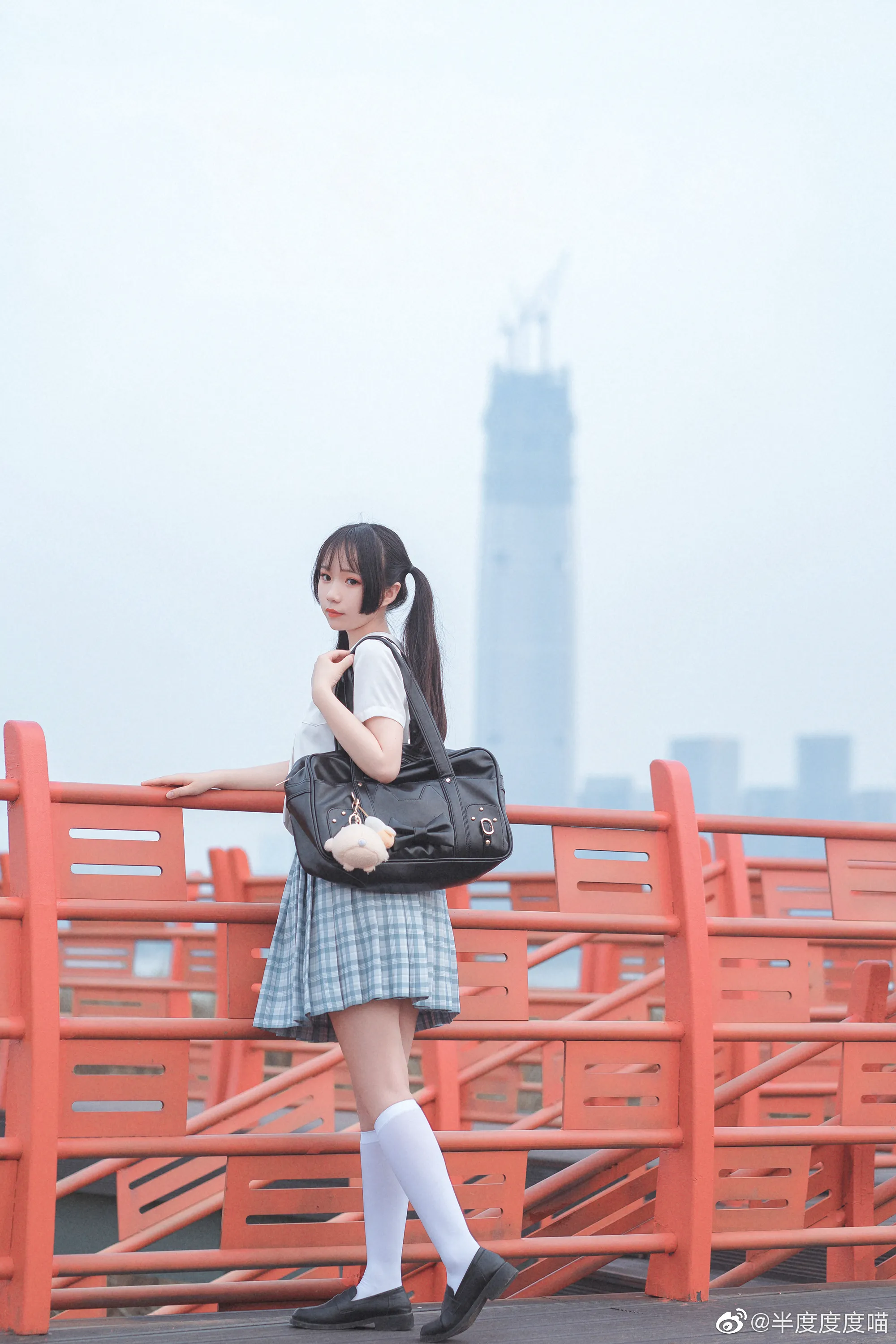 005SxYtQgy1g8759e3ukgj31jk2bchdv_06_05_2026