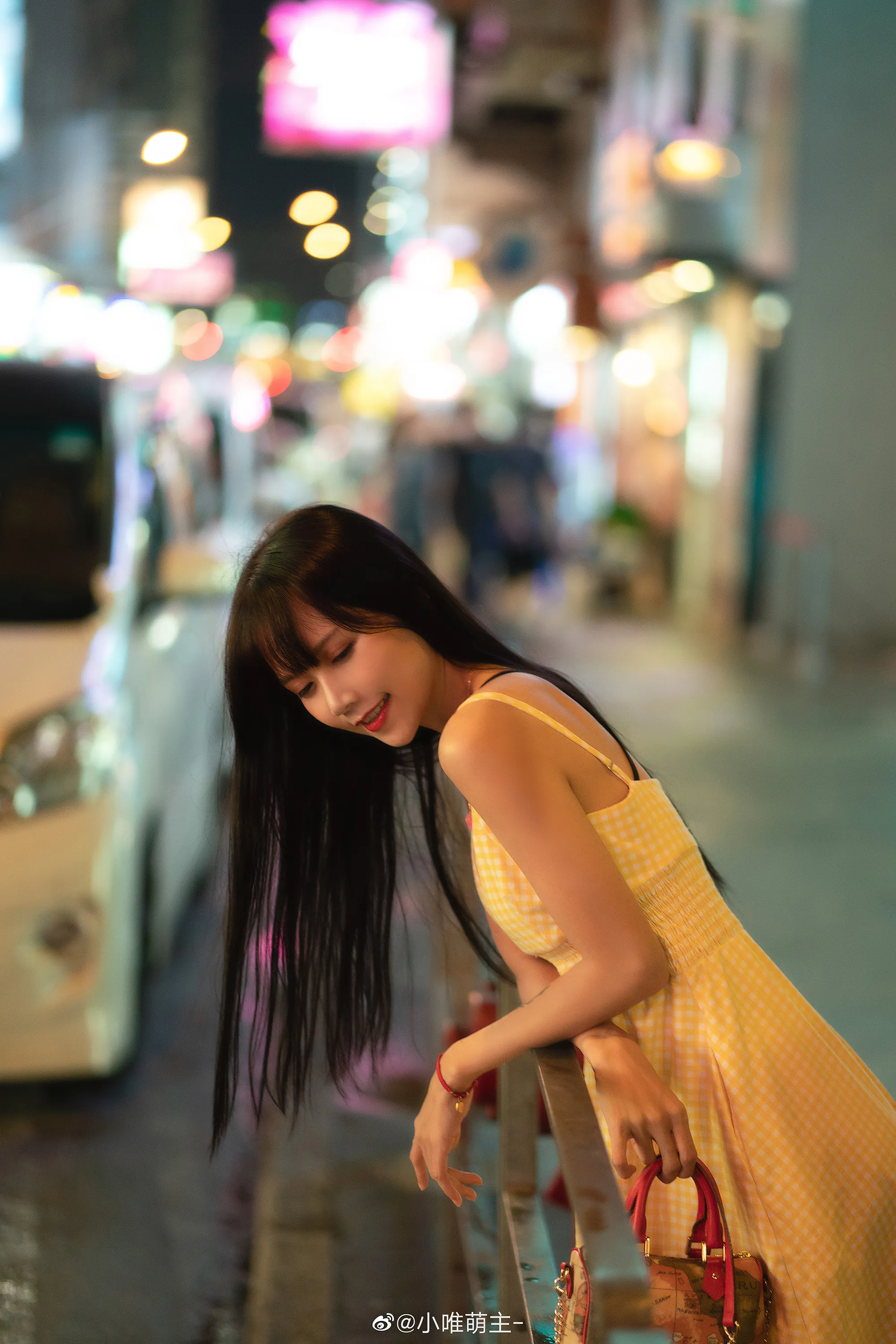 69562548gy1g3wda2c65xj243c64wx74_06_09_2026