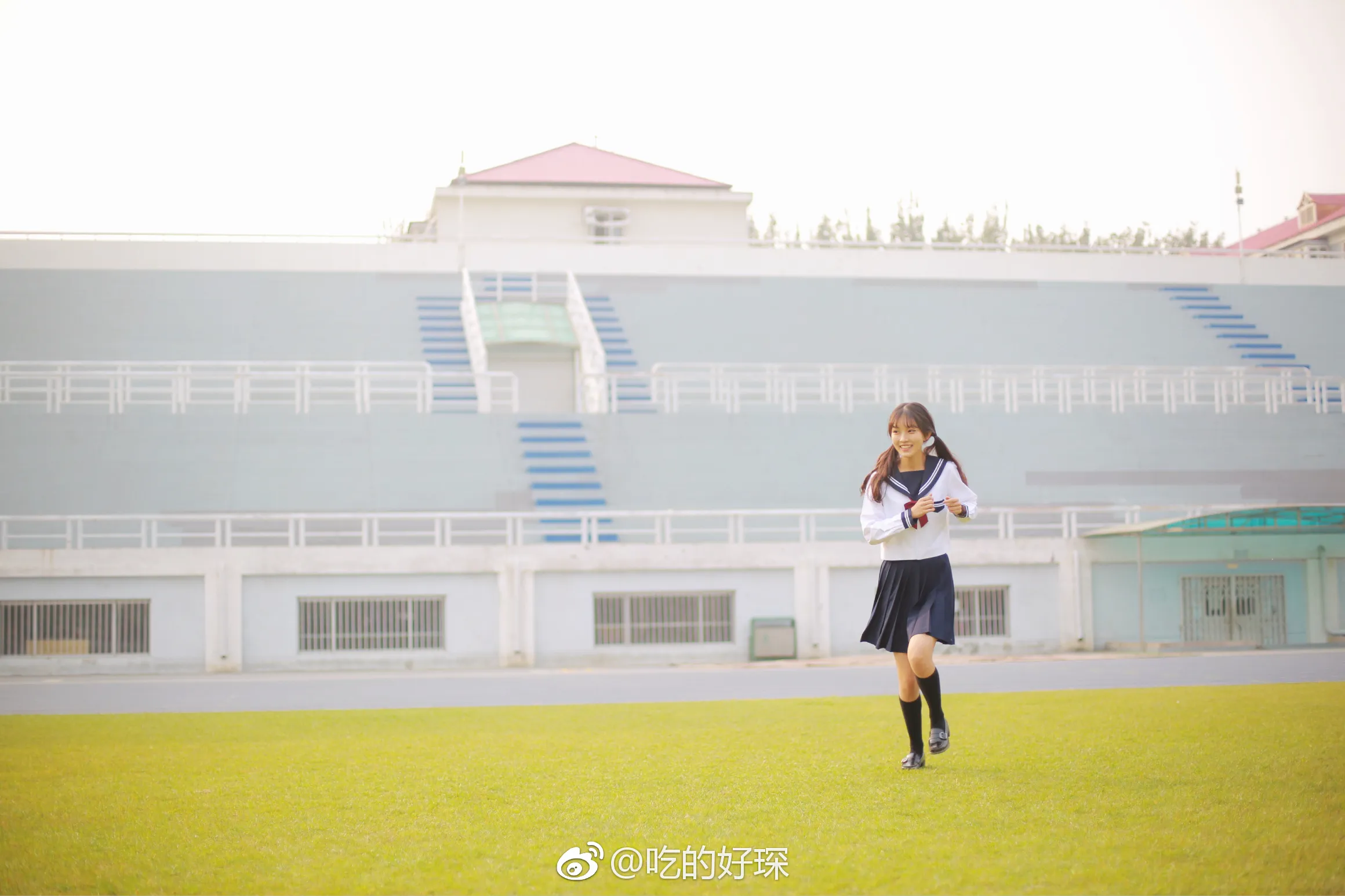 是制服小姐姐！