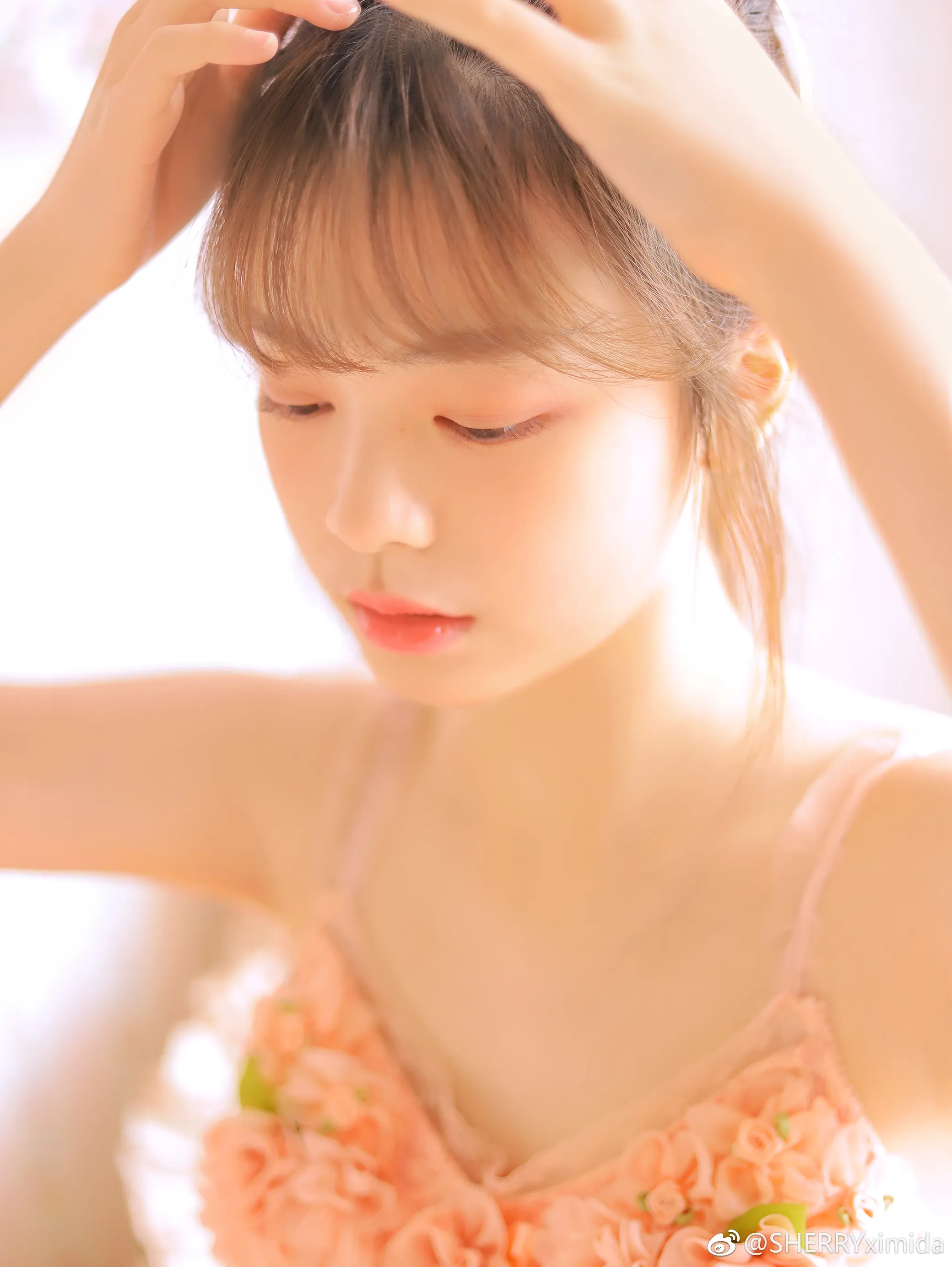 d70528aegy1fxuu8zk89hj21ls24w4qq_08_07_2026