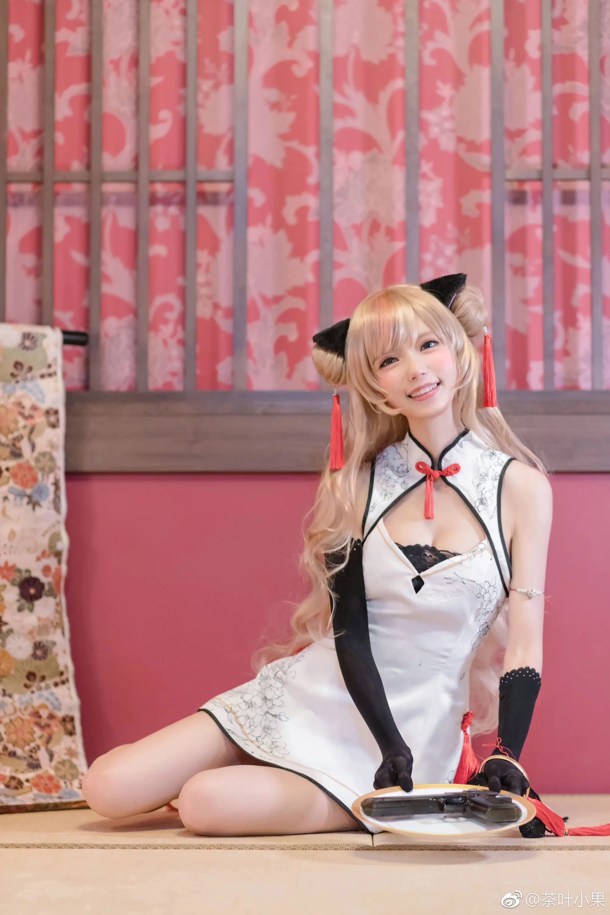 少女前线 Mk23 蜂糖花