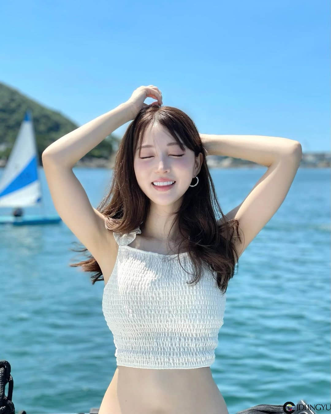 1141152ceef778gjjx5w71