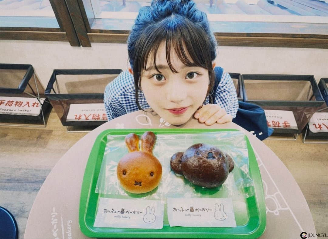 2437c2817723437b293ef022d8076a19