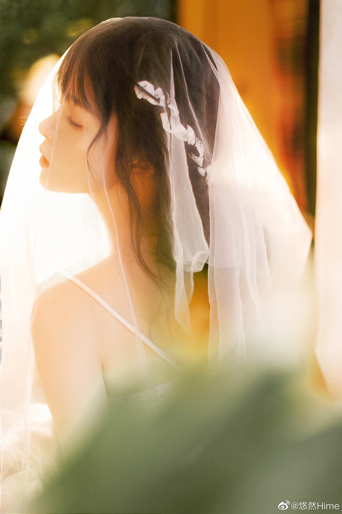 你的眼神再温柔一点吧，月亮会融化的，我也会。