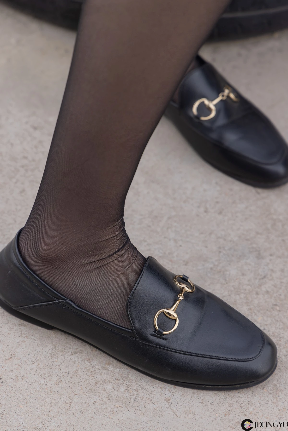 [BoBoSocks袜啵啵] No.227 小甜豆-皮鞋、黑丝、裸足 网红正妹-第3张