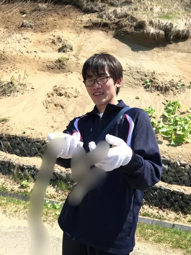 这么可爱一定是男孩子《unknwnちゃん》普通高中毕业生也可以靠努力变成美少女