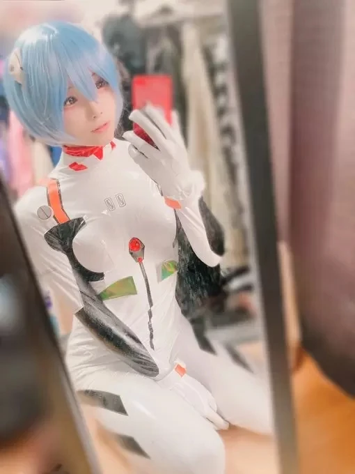 这么可爱一定是男孩子《unknwnちゃん》普通高中毕业生也可以靠努力变成美少女